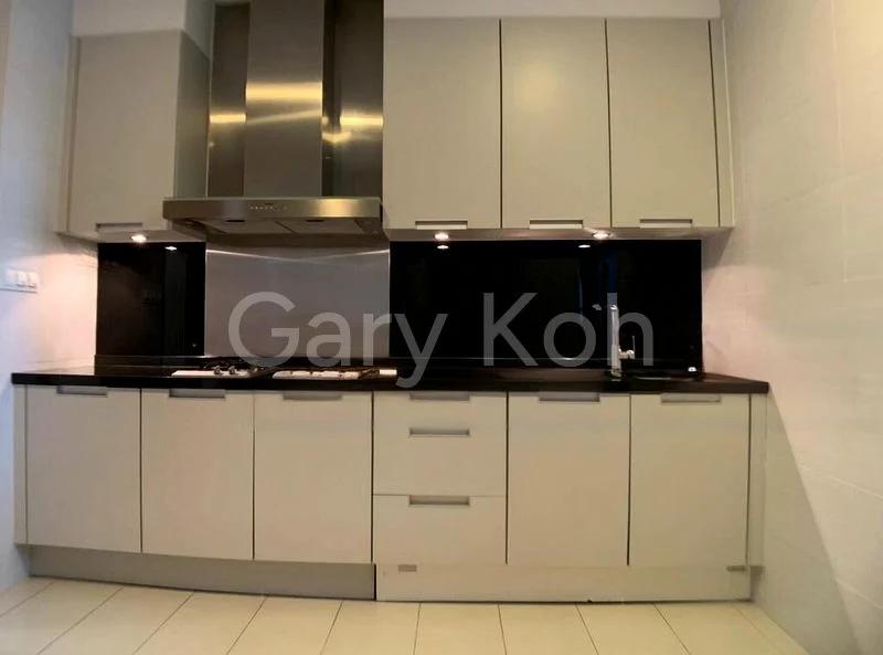 3 Bed Condo for Rent in  Grange Infinite - Image 5